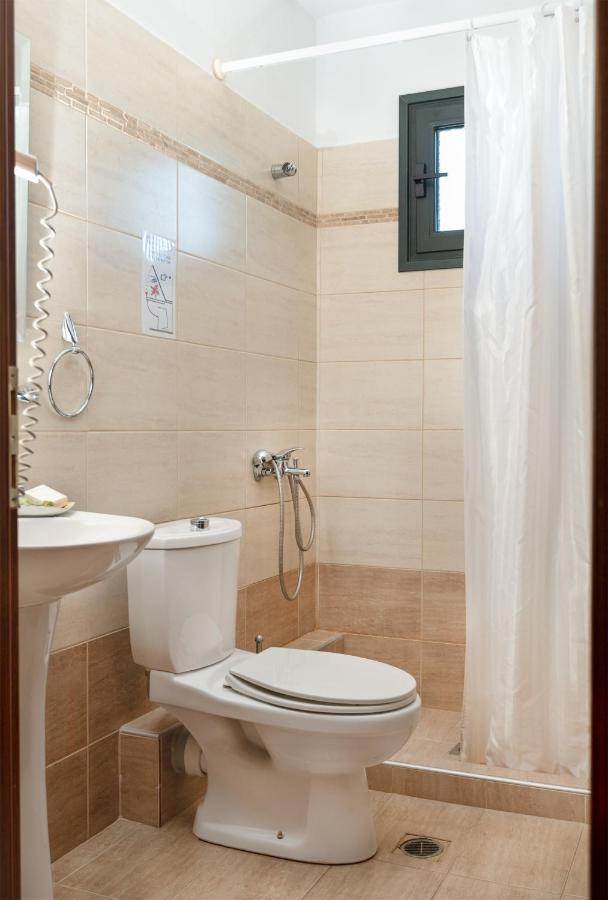 Limnaio Hotel Chrysohorafa ภายนอก รูปภาพ