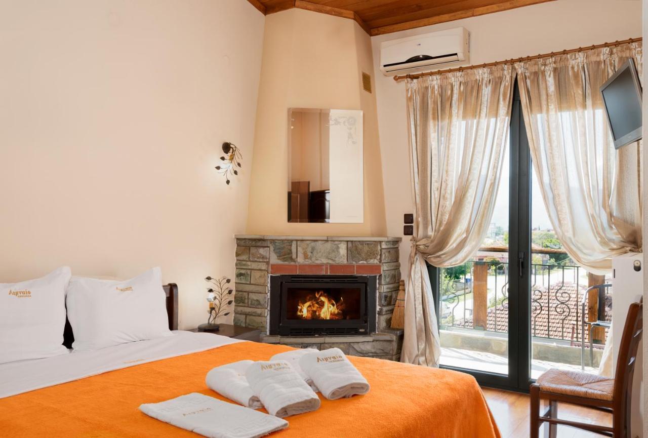 Limnaio Hotel Chrysohorafa ภายนอก รูปภาพ